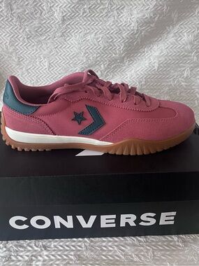 Pink Converse Run Star trainers